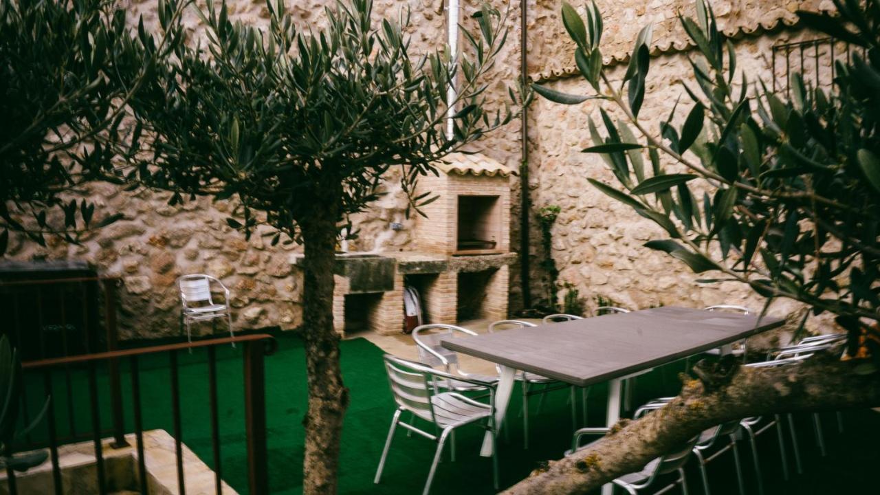 El Aprisco, Con Piscina Climatizada En Hueva-Guadalajara Villa Екстериор снимка
